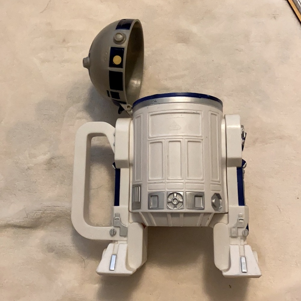 Star Wars R2D2 plastic cup with lid - Picture 5 of 7